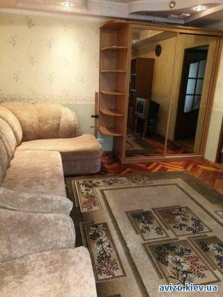 Продается 1-но ком квартира на РУСАНОВКЕ, ул. Энтузиастов, дом 5/1