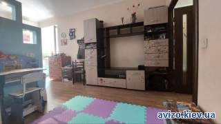 1к в центрі бучі з ремонтом