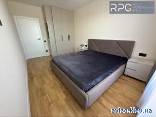 <a class='adt__geo' href='/nerukhomist/prodazh-kvartyr-budynkiv/kvartyry/kyiv-misto/q-1-кімнатні/'>1 кімната</a>-комнатная квартира