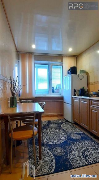 Продам <a class='adt__geo' href='/nerukhomist/prodazh-kvartyr-budynkiv/kvartyry/kyiv-misto/q-1-кімнатні/'>1 кімната</a>-комнатную квартиру, ст.м. Политехнический институт