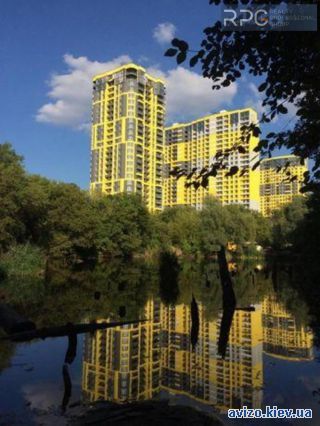 Продаю <a class='adt__geo' href='/nerukhomist/prodazh-kvartyr-budynkiv/kvartyry/kyiv-misto/q-3-кімнатні/'>3 кімнати</a>-комнатную квартиру, ст.м. Васильковская