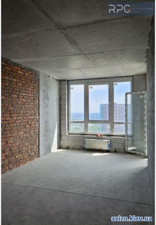 Продается <a class='adt__geo' href='/nerukhomist/prodazh-kvartyr-budynkiv/kvartyry/kyiv-misto/q-3-кімнатні/'>3 кімнати</a>-комнатная квартира, ст.м. Сырец