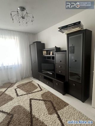 <a class='adt__geo' href='/nerukhomist/prodazh-kvartyr-budynkiv/kvartyry/kyivska-oblast/q-1-кімнатні/'>1 кімната</a>-комнатная квартира, Софиевская Борщаговка