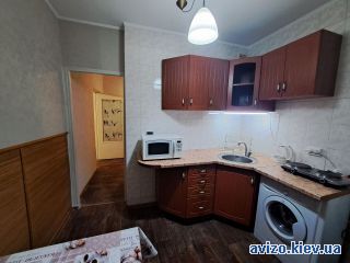 Аренда <a class='adt__geo' href='/nerukhomist/orenda-kvartyr-budynkiv/kvartyry/kyiv-misto/q-1-кімнатні/'>1 кімната</a>-комнатной квартиры, ст.м. Харьковская