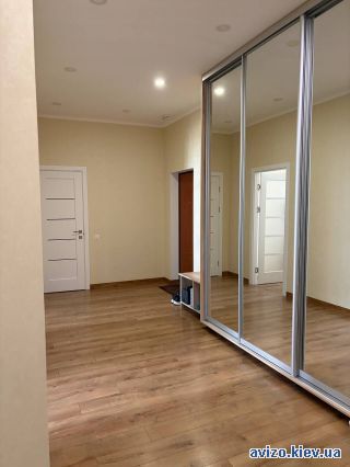 Сдам <a class='adt__geo' href='/nerukhomist/orenda-kvartyr-budynkiv/kvartyry/kyiv-misto/q-2-кімнатні/'>2 кімнати</a>-комнатную квартиру, ст.м. Лыбидская