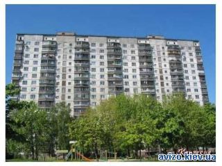 <a class='adt__geo' href='/nerukhomist/prodazh-kvartyr-budynkiv/kvartyry/kyiv-misto/q-3-кімнатні/'>3 кімнати</a>-комнатная квартира, ст.м. Левобережная