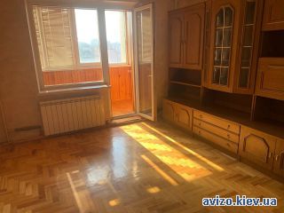 Продается <a class='adt__geo' href='/nerukhomist/prodazh-kvartyr-budynkiv/kvartyry/kyiv-misto/q-1-кімнатні/'>1 кімната</a>-комнатная квартира