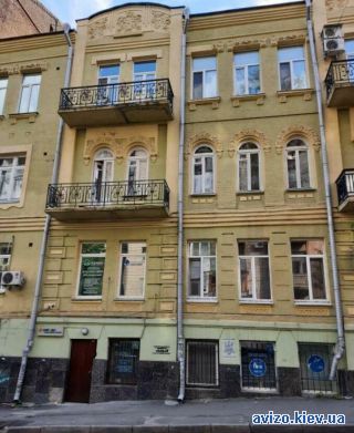 Продаю <a class='adt__geo' href='/nerukhomist/prodazh-kvartyr-budynkiv/kvartyry/kyiv-misto/q-2-кімнатні/'>2 кімнати</a>-комнатную квартиру, ст.м. Майдан Независимости