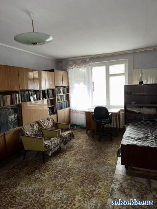 <a class='adt__geo' href='/nerukhomist/prodazh-kvartyr-budynkiv/kvartyry/kyiv-misto/q-1-кімнатні/'>1 кімната</a>-комнатная квартира