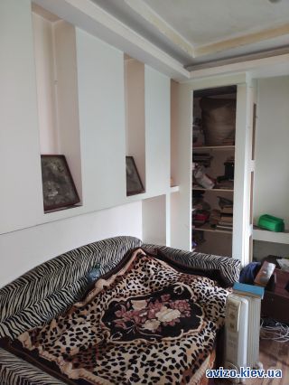 Продажа <a class='adt__geo' href='/nerukhomist/prodazh-kvartyr-budynkiv/kvartyry/kyiv-misto/q-2-кімнатні/'>2 кімнати</a>-комнатной квартиры, ст.м. Черниговская