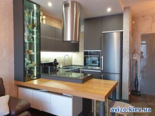 Сдается <a class='adt__geo' href='/nerukhomist/orenda-kvartyr-budynkiv/kvartyry/kyiv-misto/q-1-кімнатні/'>1 кімната</a>-комнатная квартира, ст.м. Вокзальная