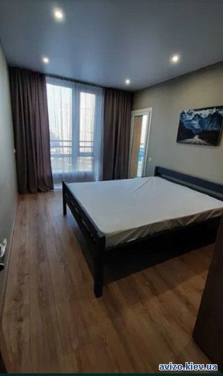 Сдается <a class='adt__geo' href='/nerukhomist/orenda-kvartyr-budynkiv/kvartyry/kyiv-misto/q-2-кімнатні/'>2 кімнати</a>-комнатная квартира, ст.м. Осокорки