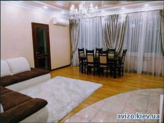 Аренда <a class='adt__geo' href='/nerukhomist/orenda-kvartyr-budynkiv/kvartyry/kyiv-misto/q-3-кімнатні/'>3 кімнати</a>-комнатной квартиры, ст.м. Позняки