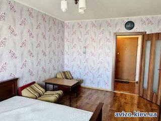 <a class='adt__geo' href='/nerukhomist/prodazh-kvartyr-budynkiv/kvartyry/kyiv-misto/q-1-кімнатні/'>1 кімната</a>-комнатная квартира, ст.м. Демиевская