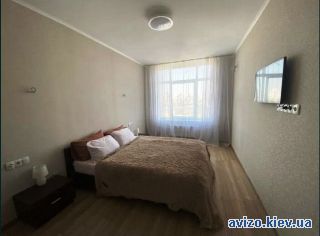 Продается <a class='adt__geo' href='/nerukhomist/prodazh-kvartyr-budynkiv/kvartyry/kyiv-misto/q-1-кімнатні/'>1 кімната</a>-комнатная квартира, ст.м. Левобережная