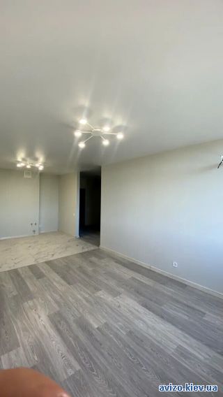 Продажа <a class='adt__geo' href='/nerukhomist/prodazh-kvartyr-budynkiv/kvartyry/kyiv-misto/q-2-кімнатні/'>2 кімнати</a>-комнатной квартиры, ст.м. Вырлица