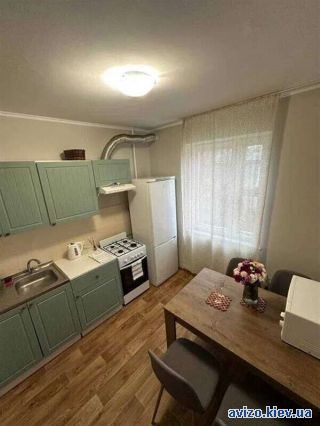 Аренда <a class='adt__geo' href='/nerukhomist/orenda-kvartyr-budynkiv/kvartyry/kyiv-misto/q-1-кімнатні/'>1 кімната</a>-комнатной квартиры, ст.м. Вырлица