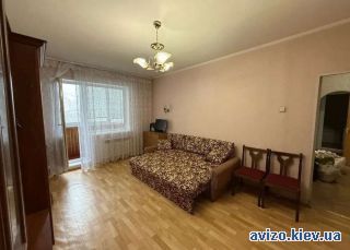 Продаю <a class='adt__geo' href='/nerukhomist/prodazh-kvartyr-budynkiv/kvartyry/kyiv-misto/q-2-кімнатні/'>2 кімнати</a>-комнатную квартиру, ст.м. Харьковская