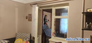 <a class='adt__geo' href='/nerukhomist/prodazh-kvartyr-budynkiv/kvartyry/kyiv-misto/q-1-кімнатні/'>1 кімната</a>-комнатная квартира