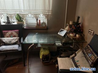 Продам <a class='adt__geo' href='/nerukhomist/prodazh-kvartyr-budynkiv/kimnaty/kyiv-misto/q-2-кімнатні/'>2 кімнати</a>-комнатную квартиру