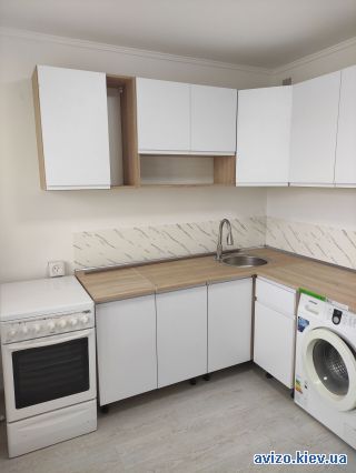 Сдается <a class='adt__geo' href='/nerukhomist/orenda-kvartyr-budynkiv/kvartyry/kyiv-misto/q-1-кімнатні/'>1 кімната</a>-комнатная квартира, ст.м. Лукьяновская