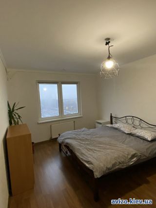 Продаю <a class='adt__geo' href='/nerukhomist/prodazh-kvartyr-budynkiv/kvartyry/kyiv-misto/q-2-кімнатні/'>2 кімнати</a>-комнатную квартиру, ст.м. Демиевская