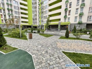 <a class='adt__geo' href='/nerukhomist/prodazh-kvartyr-budynkiv/kvartyry/kyiv-misto/q-3-кімнатні/'>3 кімнати</a>-комнатная квартира, ст.м. Нивки