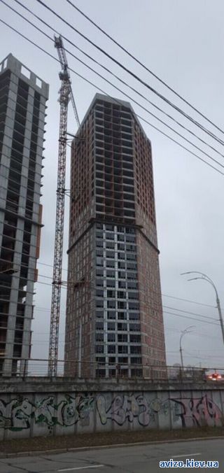 Продажа <a class='adt__geo' href='/nerukhomist/prodazh-kvartyr-budynkiv/kvartyry/kyiv-misto/q-3-кімнатні/'>3 кімнати</a>-комнатной квартиры