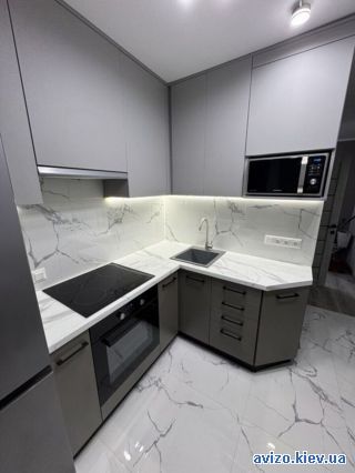 Продаю <a class='adt__geo' href='/nerukhomist/prodazh-kvartyr-budynkiv/kvartyry/kyiv-misto/q-1-кімнатні/'>1 кімната</a>-комнатную квартиру