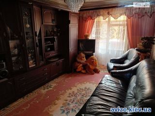 Продается <a class='adt__geo' href='/nerukhomist/prodazh-kvartyr-budynkiv/kvartyry/kyiv-misto/q-3-кімнатні/'>3 кімнати</a>-комнатная квартира