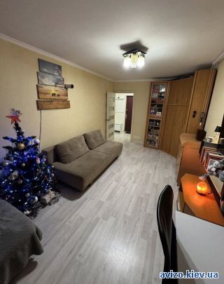 Продаю <a class='adt__geo' href='/nerukhomist/prodazh-kvartyr-budynkiv/kvartyry/kyiv-misto/q-1-кімнатні/'>1 кімната</a>-комнатную квартиру