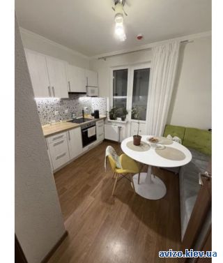 Продам <a class='adt__geo' href='/nerukhomist/prodazh-kvartyr-budynkiv/kvartyry/kyiv-misto/q-1-кімнатні/'>1 кімната</a>-комнатную квартиру, ст.м. Голосеевская