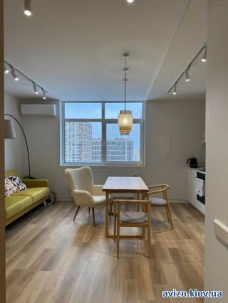 <a class='adt__geo' href='/nerukhomist/prodazh-kvartyr-budynkiv/kvartyry/kyiv-misto/q-2-кімнатні/'>2 кімнати</a>-комнатная квартира