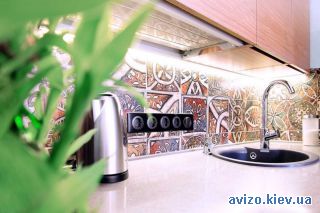 <a class='adt__geo' href='/nerukhomist/prodazh-kvartyr-budynkiv/kvartyry/kyiv-misto/q-1-кімнатні/'>1 кімната</a>-комнатная квартира, ст.м. Васильковская