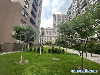 Продам <a class='adt__geo' href='/nerukhomist/prodazh-kvartyr-budynkiv/kvartyry/kyiv-misto/q-3-кімнатні/'>3 кімнати</a>-комнатную квартиру