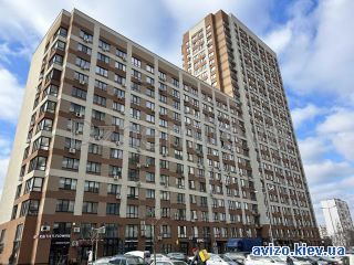 Продается <a class='adt__geo' href='/nerukhomist/prodazh-kvartyr-budynkiv/kvartyry/kyiv-misto/q-4-кімнатні/'>4 кімнати</a>-комнатная квартира