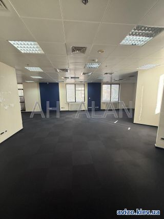 Сдаю офисное помещение, ст.м. Университет