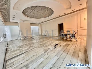 Сдам офисное помещение, ст.м. Золотые Ворота