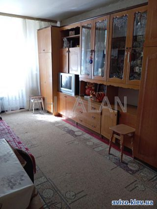 Продам <a class='adt__geo' href='/nerukhomist/prodazh-kvartyr-budynkiv/kvartyry/kyiv-misto/q-1-кімнатні/'>1 кімната</a>-комнатную квартиру