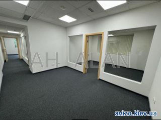 Сдам офис, ст.м. Дворец Спорта