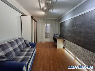 Аренда <a class='adt__geo' href='/nerukhomist/orenda-kvartyr-budynkiv/kvartyry/kyiv-misto/q-1-кімнатні/'>1 кімната</a>-комнатной квартиры