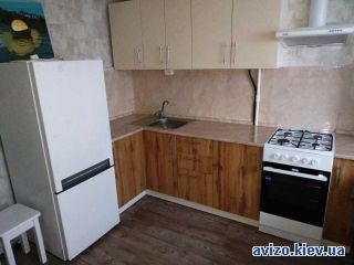 Аренда <a class='adt__geo' href='/nerukhomist/orenda-kvartyr-budynkiv/kvartyry/kyiv-misto/q-1-кімнатні/'>1 кімната</a>-комнатной квартиры