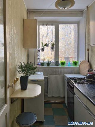 Продается <a class='adt__geo' href='/nerukhomist/prodazh-kvartyr-budynkiv/kvartyry/kyiv-misto/q-1-кімнатні/'>1 кімната</a>-комнатная квартира