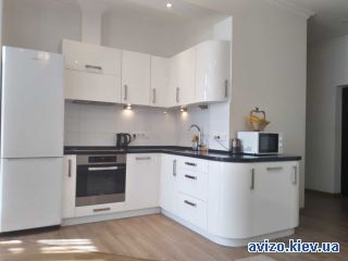 Аренда <a class='adt__geo' href='/nerukhomist/orenda-kvartyr-budynkiv/kvartyry/kyiv-misto/q-2-кімнатні/'>2 кімнати</a>-комнатной квартиры