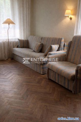 Продам <a class='adt__geo' href='/nerukhomist/prodazh-kvartyr-budynkiv/kvartyry/kyiv-misto/q-1-кімнатні/'>1 кімната</a>-комнатную квартиру, ст.м. Дорогожичи