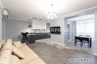 Продам <a class='adt__geo' href='/nerukhomist/prodazh-kvartyr-budynkiv/kvartyry/kyiv-misto/q-3-кімнатні/'>3 кімнати</a>-комнатную квартиру, ст.м. Лесная