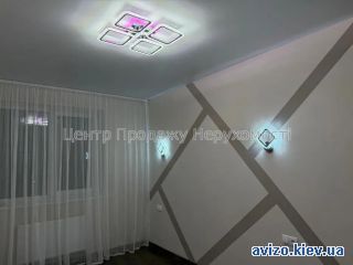 Продам <a class='adt__geo' href='/nerukhomist/prodazh-kvartyr-budynkiv/kvartyry/kyivska-oblast/q-2-кімнатні/'>2 кімнати</a>-комнатную квартиру