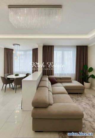 Продается <a class='adt__geo' href='/nerukhomist/prodazh-kvartyr-budynkiv/kvartyry/kyiv-misto/q-3-кімнатні/'>3 кімнати</a>-комнатная квартира