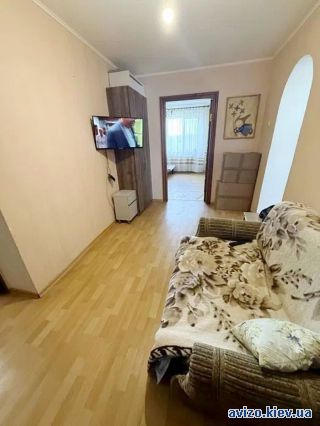 Дом, ст.м. Оболонь