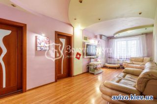 Продажа <a class='adt__geo' href='/nerukhomist/prodazh-kvartyr-budynkiv/kvartyry/kyiv-misto/q-3-кімнатні/'>3 кімнати</a>-комнатной квартиры, ст.м. Героев Днепра